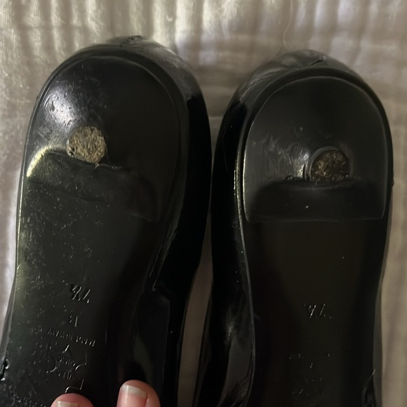 Sigerson Morrison Black Patent Flats • Size 8 - Picture 4 of 8